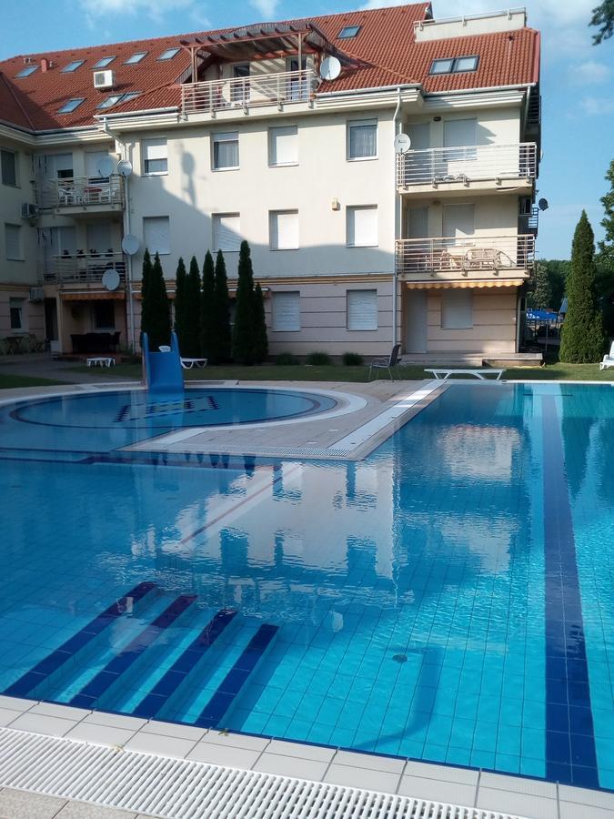 Oazis Wellness Apartman2 Hajduszoboszlo Exterior photo